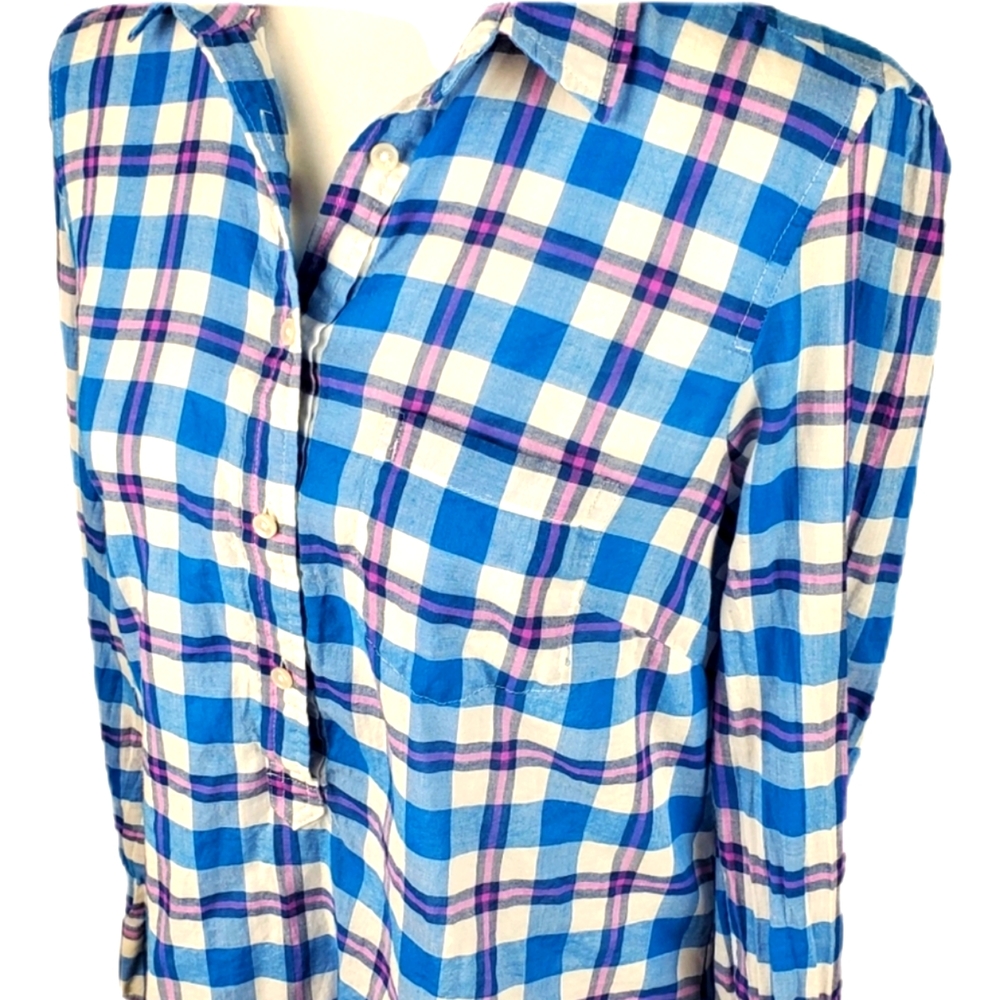 J. Crew classic size 4 blue pink plaid half Button Up Top NWOT - Picture 2 of 6